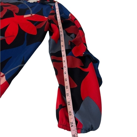 LOFT Bold Floral Ruffle Sleeve Keyhole Back Elasticized Cuffs Business Casual S - Picture 3 of 14